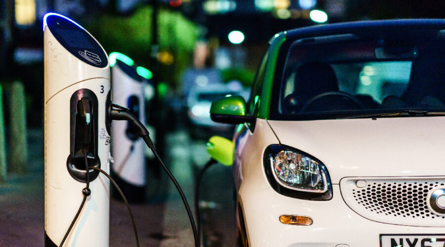 Do electric cars stop charging when their batteries are full?